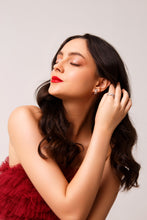 Load image into Gallery viewer, Ariadne Earrings