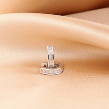Load image into Gallery viewer, Saleth Hoop Earrings