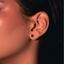 Load image into Gallery viewer, Marel Stud Earrings - Amethyst
