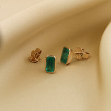 Load image into Gallery viewer, Samra Earrings 8x7mm
