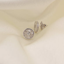 Load image into Gallery viewer, Alur Stud Earrings
