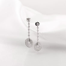 Load image into Gallery viewer, Evania Earrings
