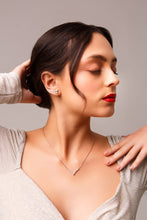 Load image into Gallery viewer, Bruma Climber Earring
