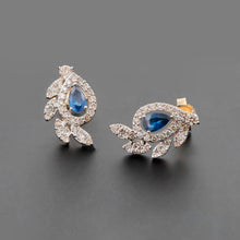Load image into Gallery viewer, Nix Earrings
