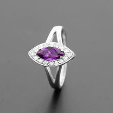 Load image into Gallery viewer, Ein Ring with Amethyst
