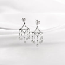 Load image into Gallery viewer, Lysandra Earrings
