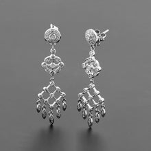 Load image into Gallery viewer, Vespera Earrings
