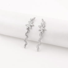 Load image into Gallery viewer, Hemera Earrings
