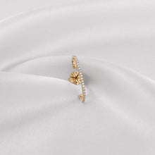 Load image into Gallery viewer, Sahir Ear Cuff

