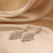 Load image into Gallery viewer, Leto Earrings

