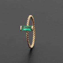 Load image into Gallery viewer, Bea Ring
