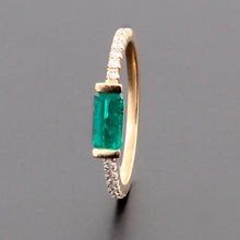 Load image into Gallery viewer, Green Horizon Ring
