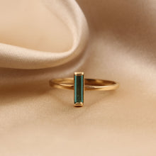 Load image into Gallery viewer, Zea Ring
