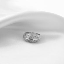 Load image into Gallery viewer, Eleanor Ring
