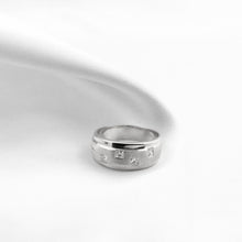 Load image into Gallery viewer, Carin Ring
