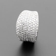 Load image into Gallery viewer, Duchess Ring
